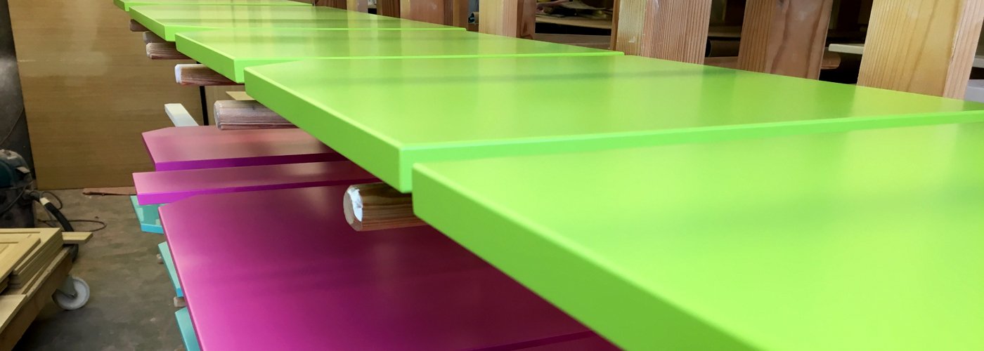 Aza Wood: Krāsošana 01